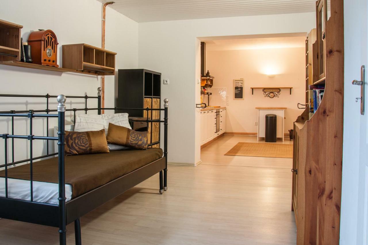 Апартаменты Apartman Zeleznice Экстерьер фото